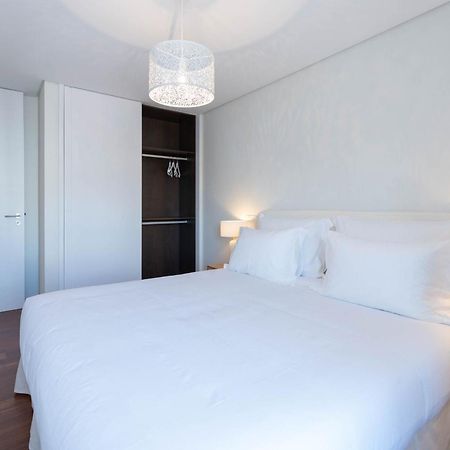 Cedofeita Sunny Apartment - Balcony & Parking Porto Bagian luar foto